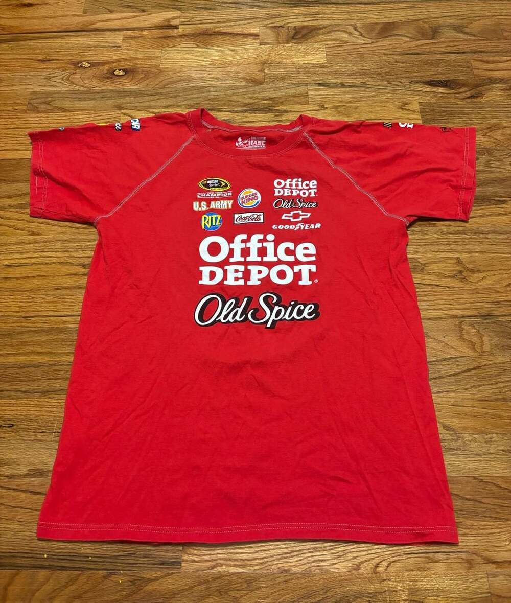 Chase Authentics Tony Stewart 14 T-Shirt Size L Red NASCAR Racing
